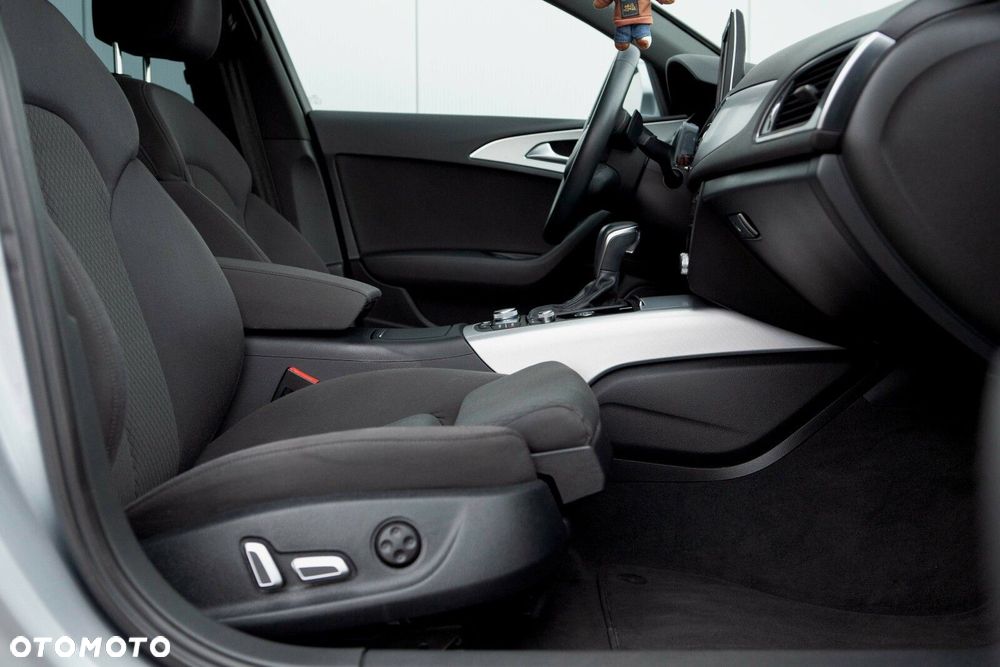 Audi A6 Avant 2.0 TDI ultra S tronic - 26