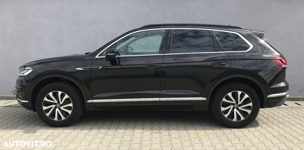 Volkswagen Touareg V6 TDI 4MOTION Elegance - 11