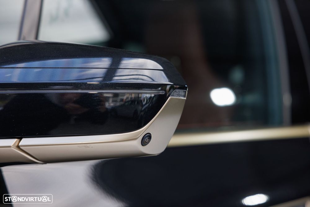 BMW iX xDrive 50 Pack Desportivo - 42