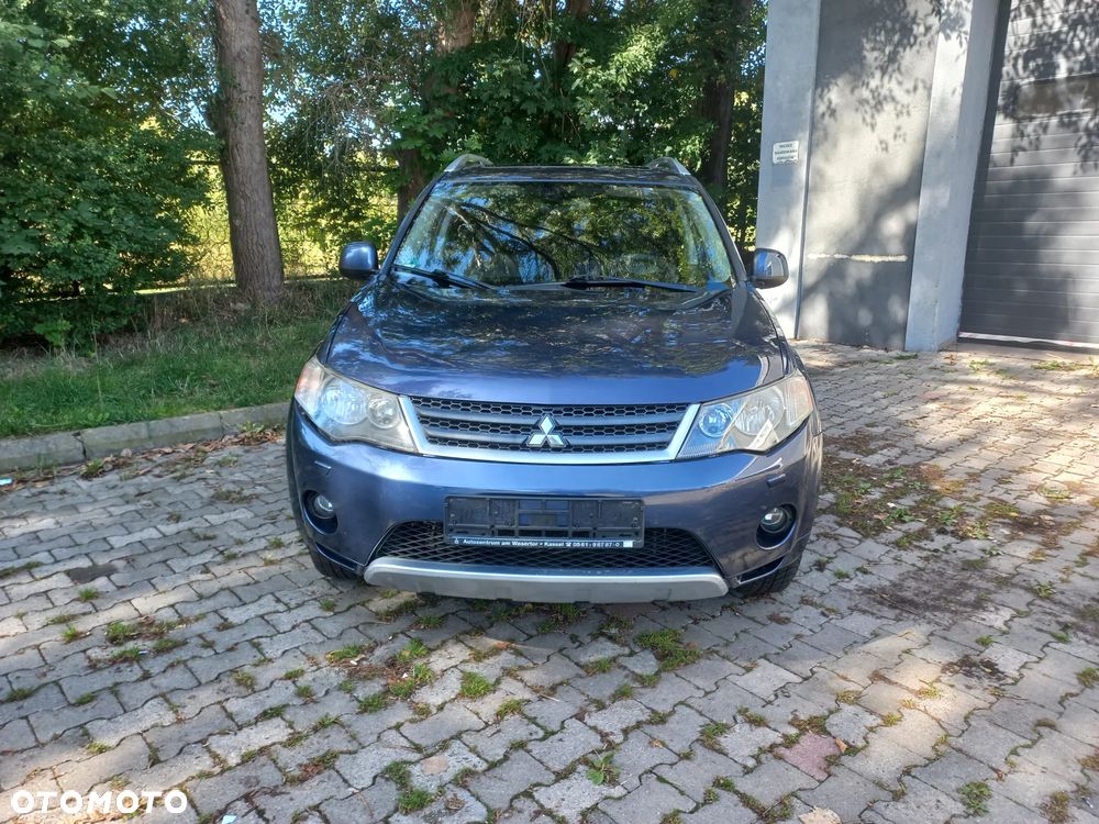 Mitsubishi Outlander 2.4 4WD CVT Intense - 3