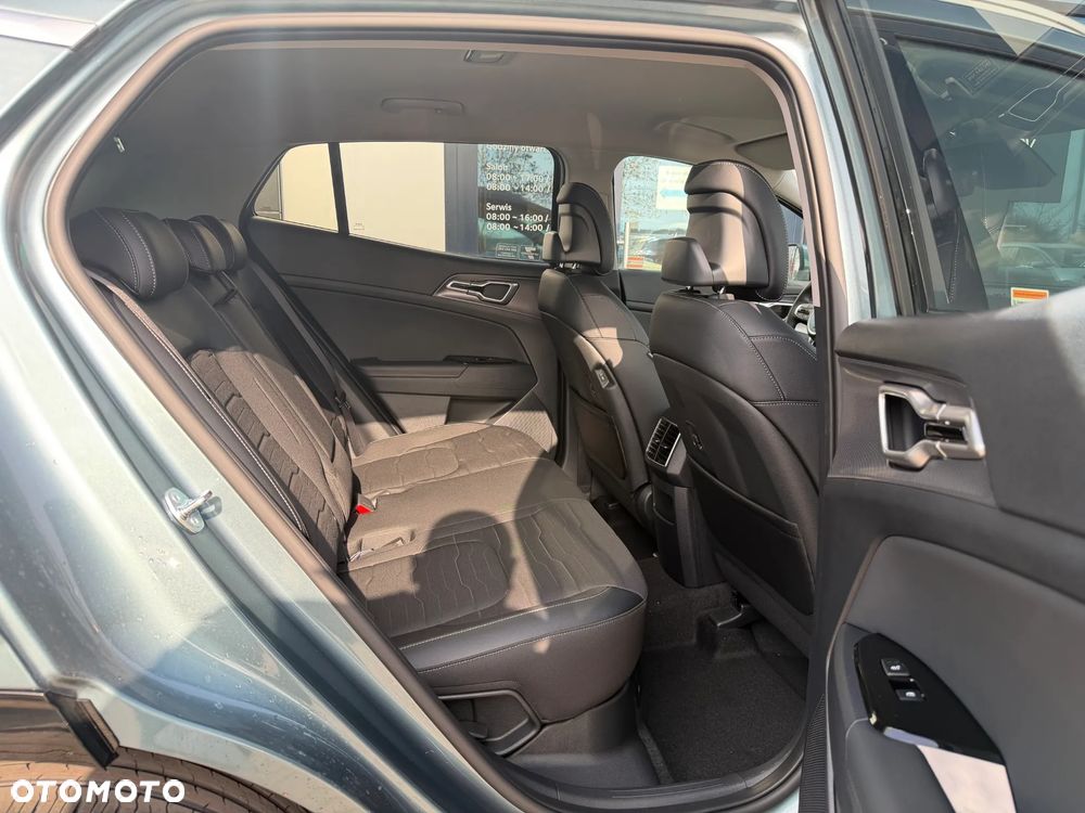 Kia Sportage 1.6 T-GDI HEV Business Line 2WD - 12