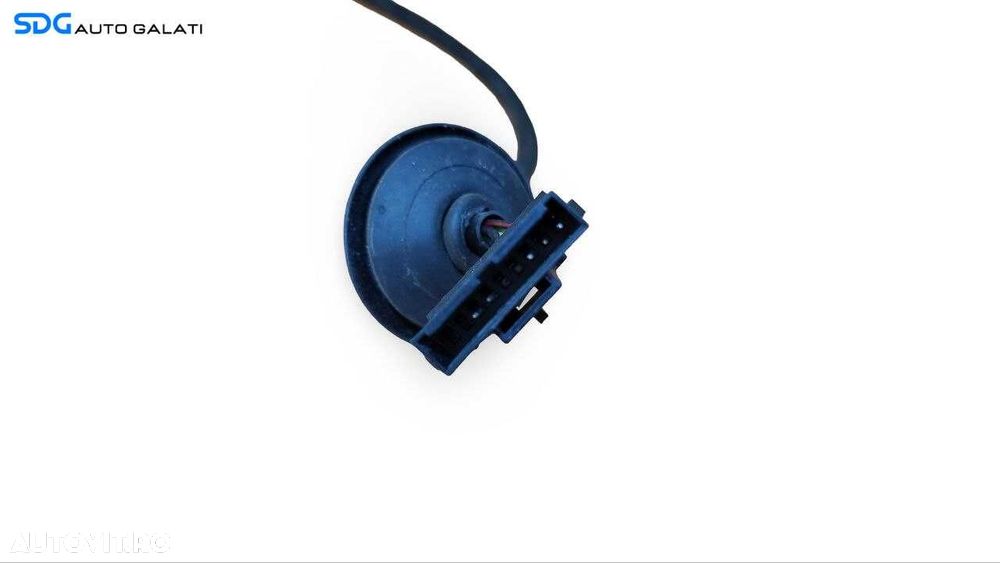 Oglinda Dreapta Electrica Opel Astra J 2009 - 2016 ( O Bucata de Plastic Rupt Vizibil in Poze ) [A0028] - 2