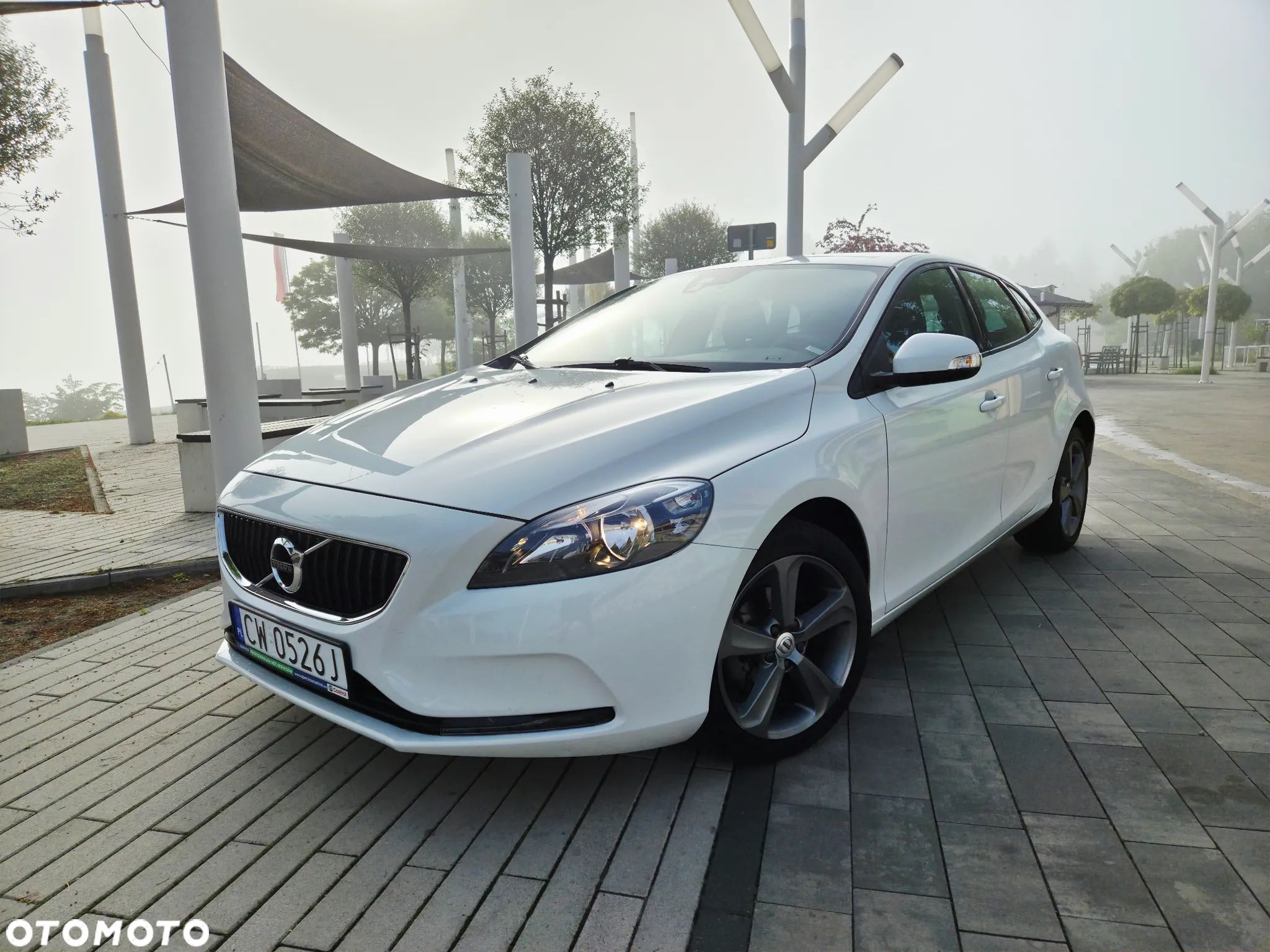 Volvo V40 D2 Drive-E Kinetic - 1