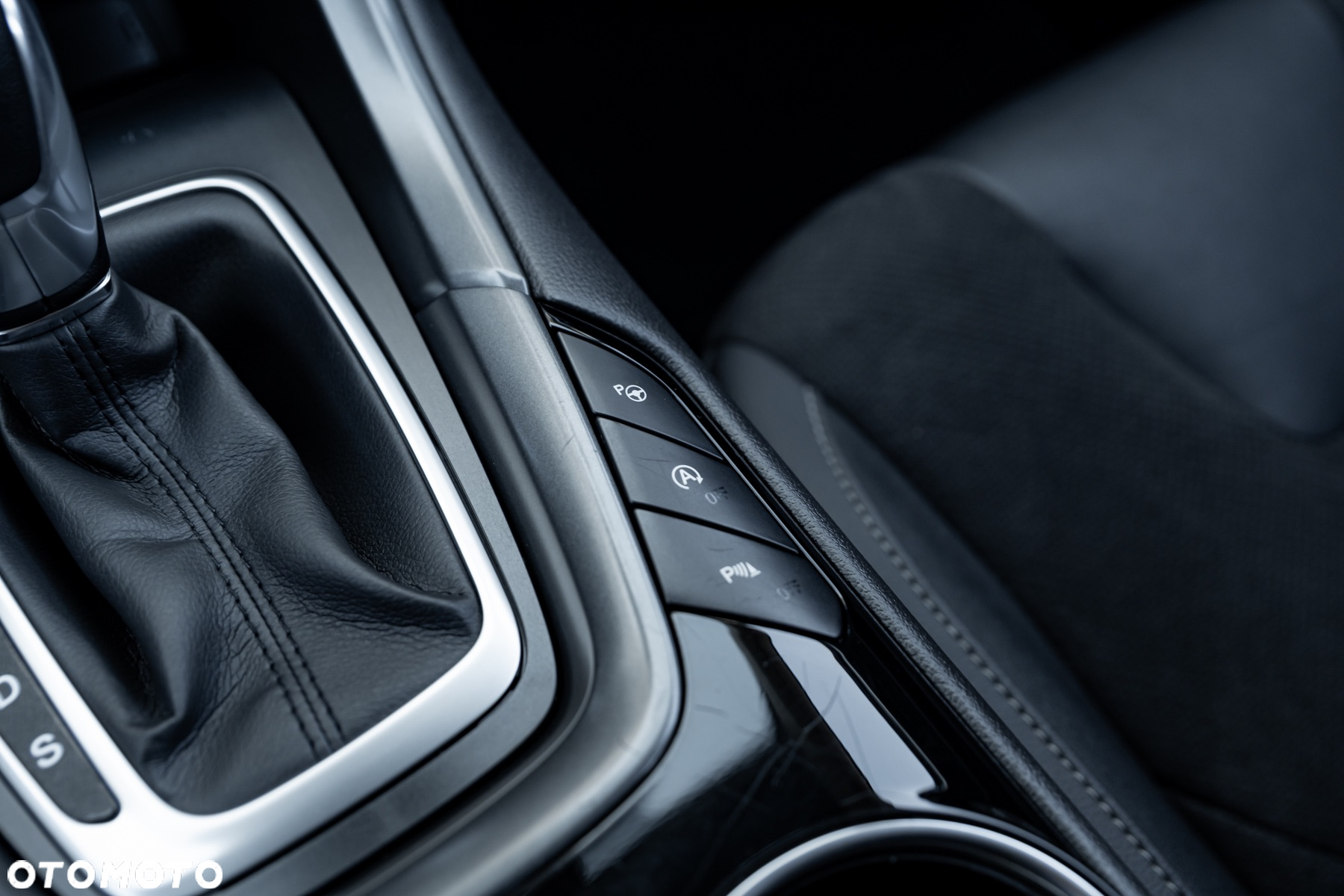 Ford Mondeo - 34