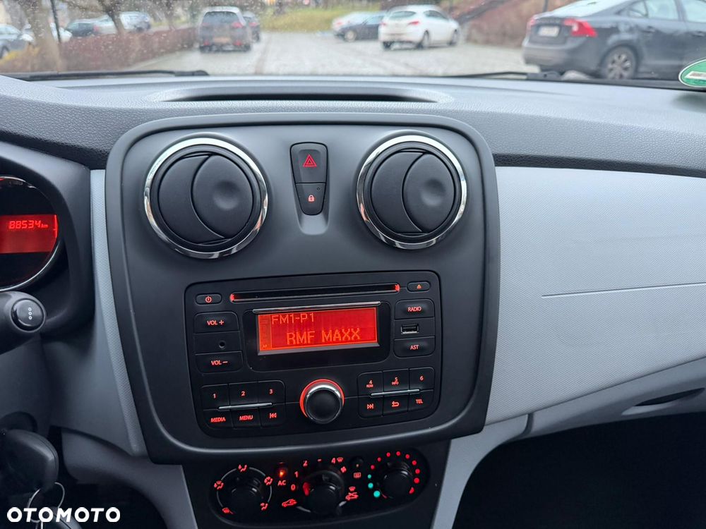 Dacia Sandero 1.2 16V 75 Laureate - 36