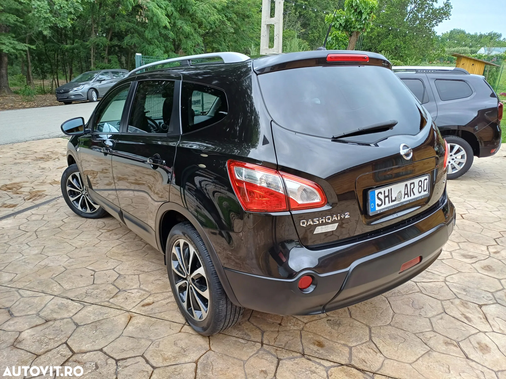 Nissan Qashqai 2.0 DCI 4 x 4 DPF tekna - 3