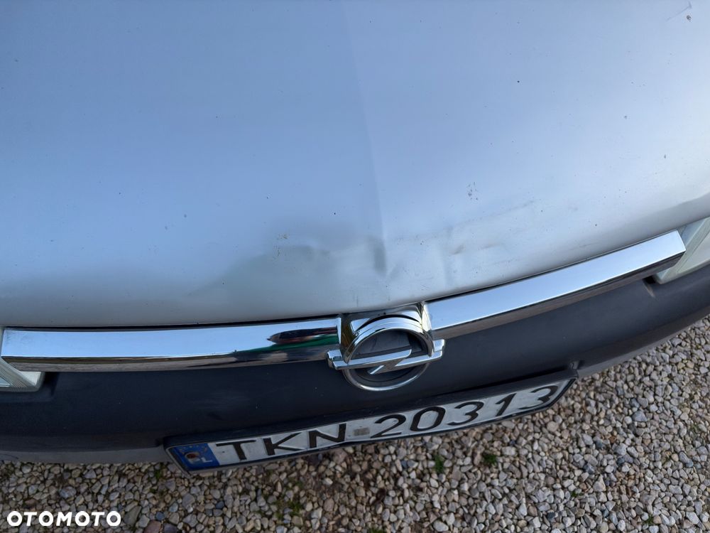 Opel Corsa - 25