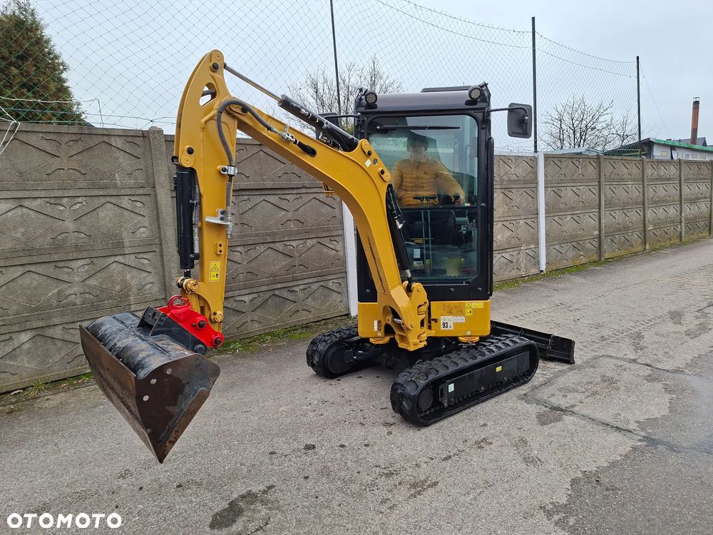 Caterpillar 301.8 05A Powertilt klimatyzacja radio - 10