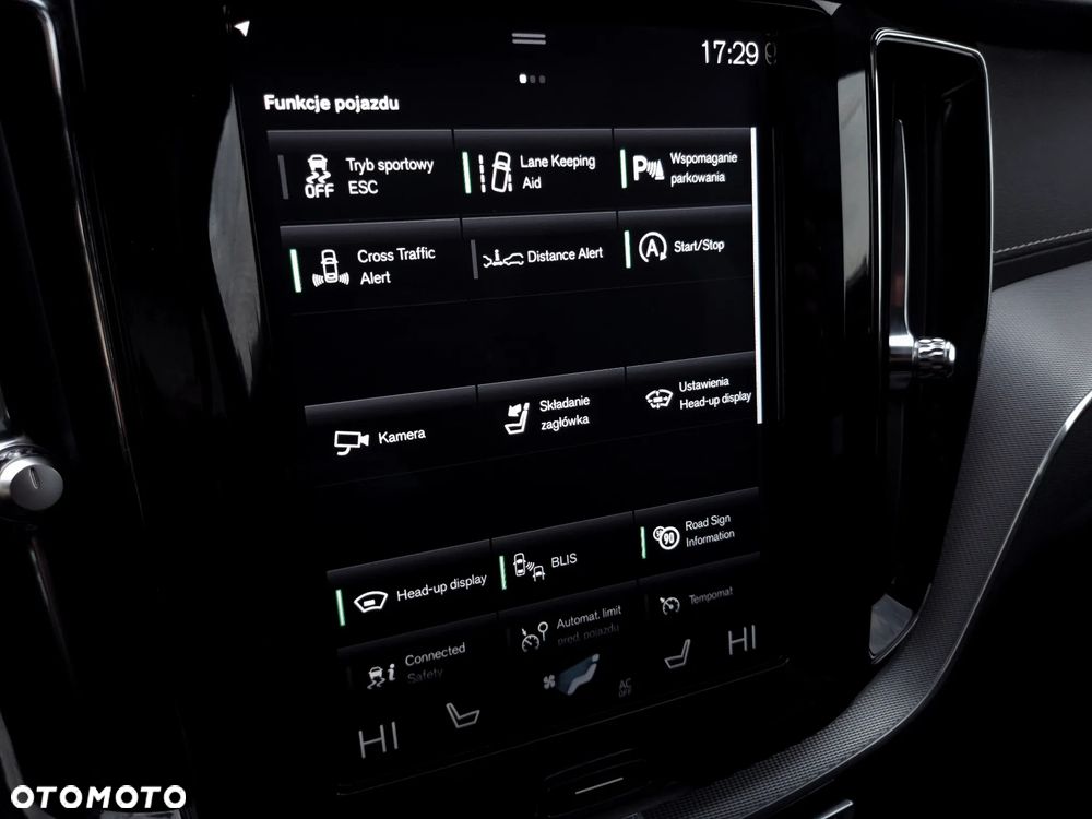 Volvo XC 60 D5 AWD R-Design - 31