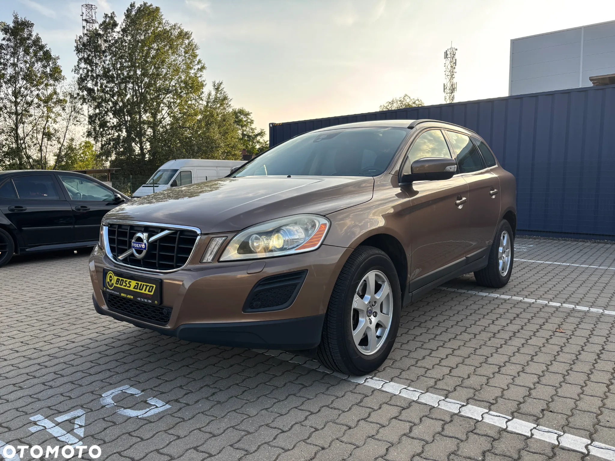 Volvo XC 60 - 4