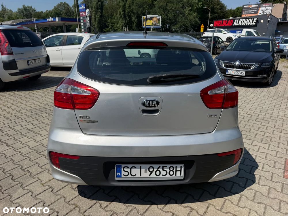 Kia Rio 1.1 CRDI Attract - 4