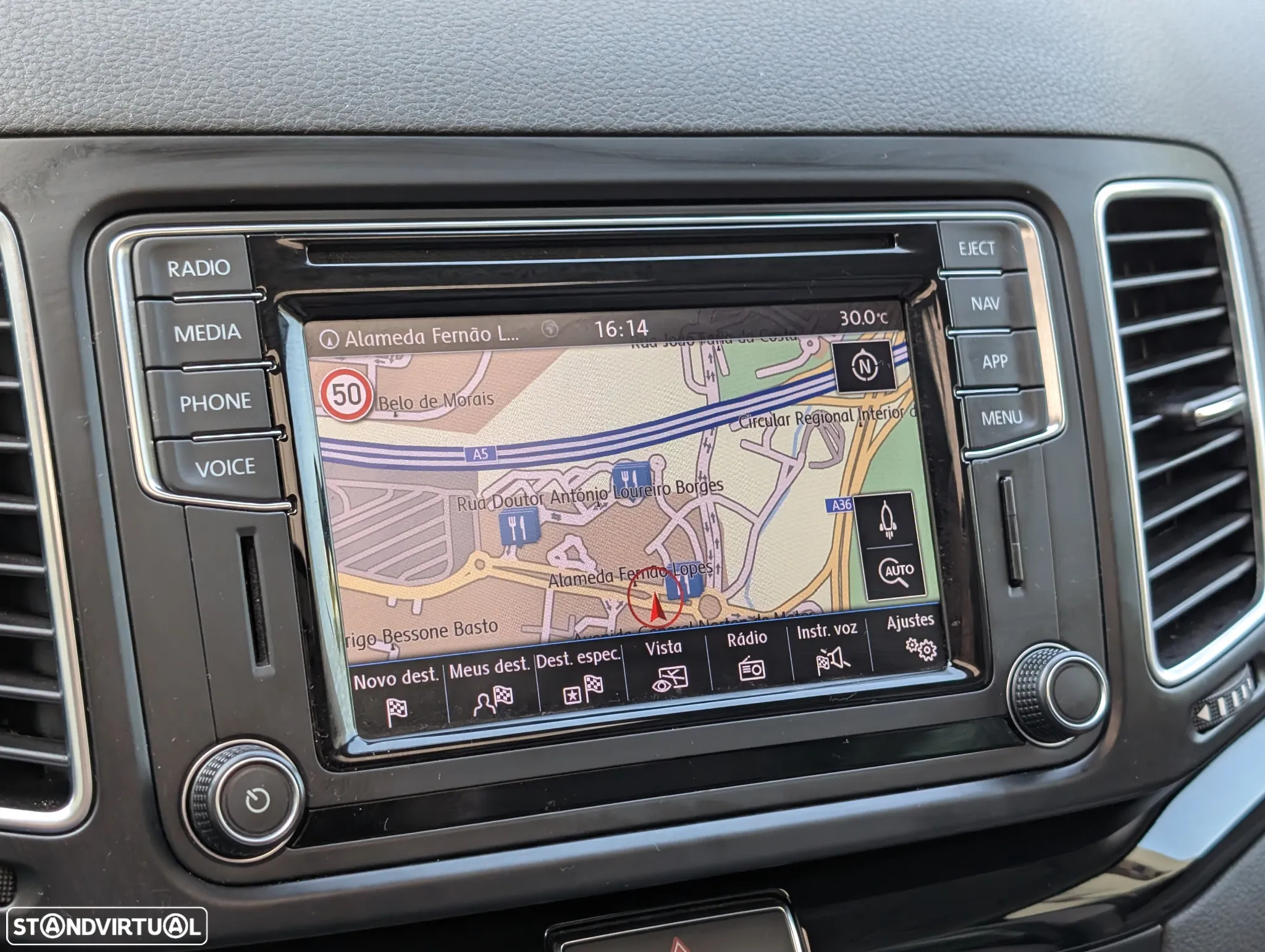 VW Sharan 1.4 TSI Highline DSG - 29