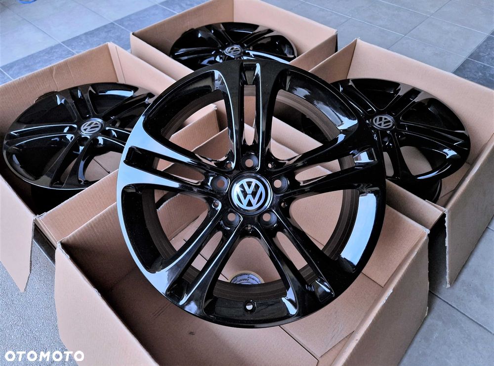Alufelgi 17 5x112 VW Golf Passat Touran Jetta Caddy T-Roc Czarne 805# - 2