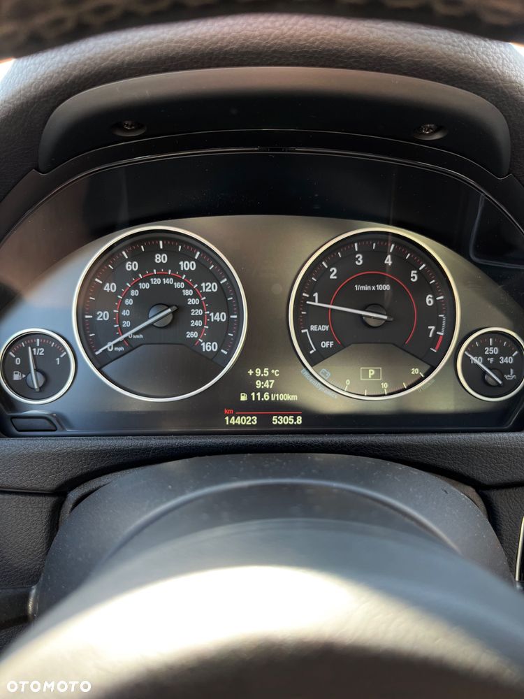 BMW Seria 3 335i xDrive Sport-Aut - 17