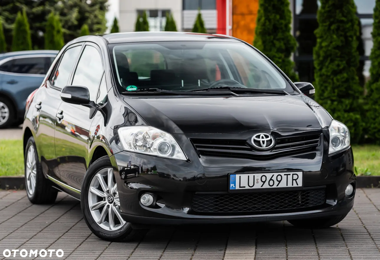 Toyota Auris 1.6 Premium - 2