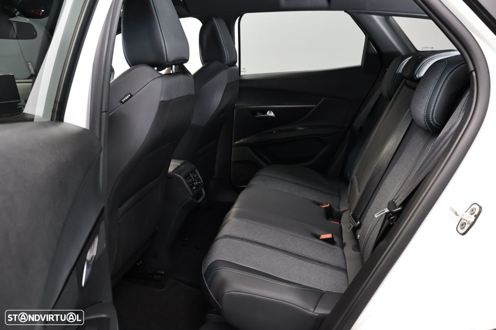 Peugeot 3008 1.2 Hybrid Allure Pack e-DCS6 - 27