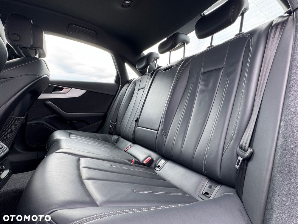 Audi A4 Limousine - 19