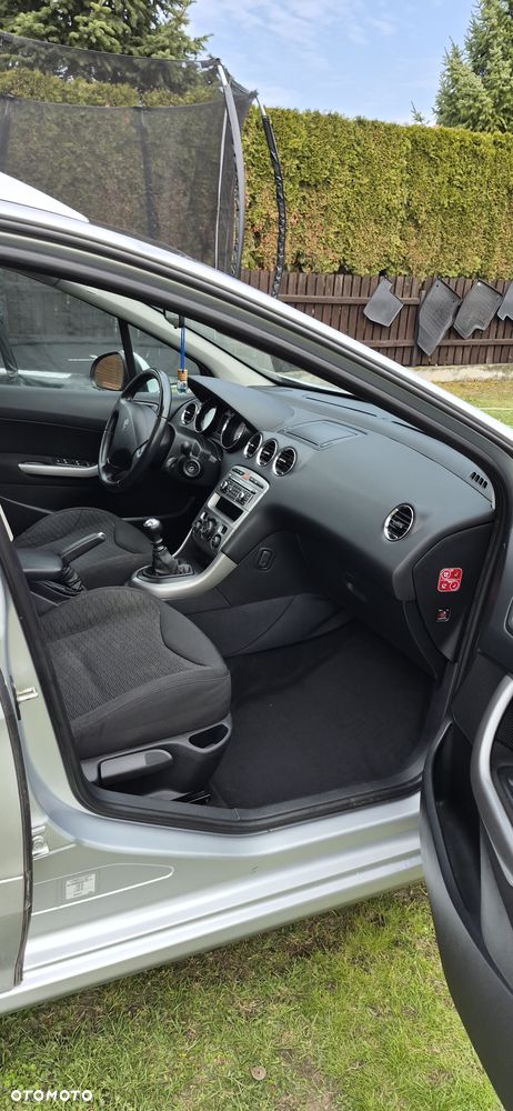 Peugeot 308 1.6 HDi Premium - 12