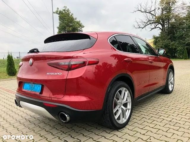 Alfa Romeo Stelvio 2.0 Turbo First Edition Q4 - 6