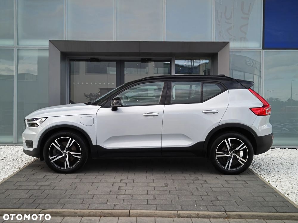 Volvo XC 40 T5 Plug-In Hybrid R-Design - 9