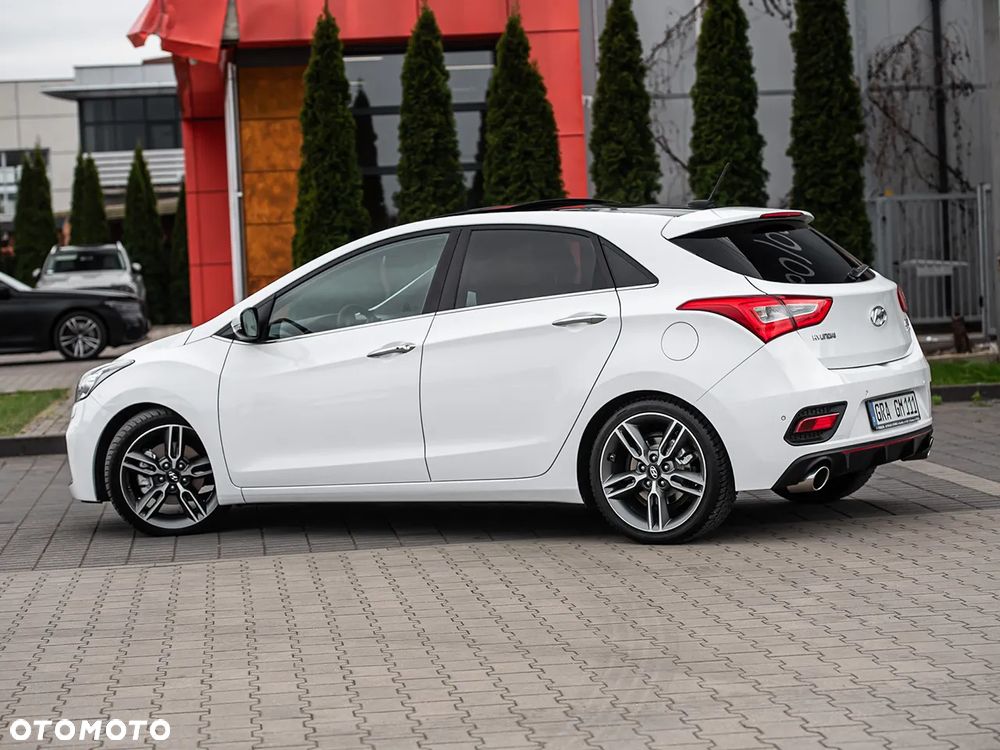 Hyundai i30 1.6 T GDI Turbo - 10