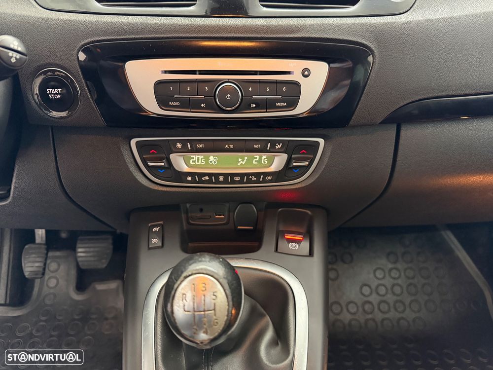 Renault Grand Scénic 1.5 dCi Bose Edition SS - 39