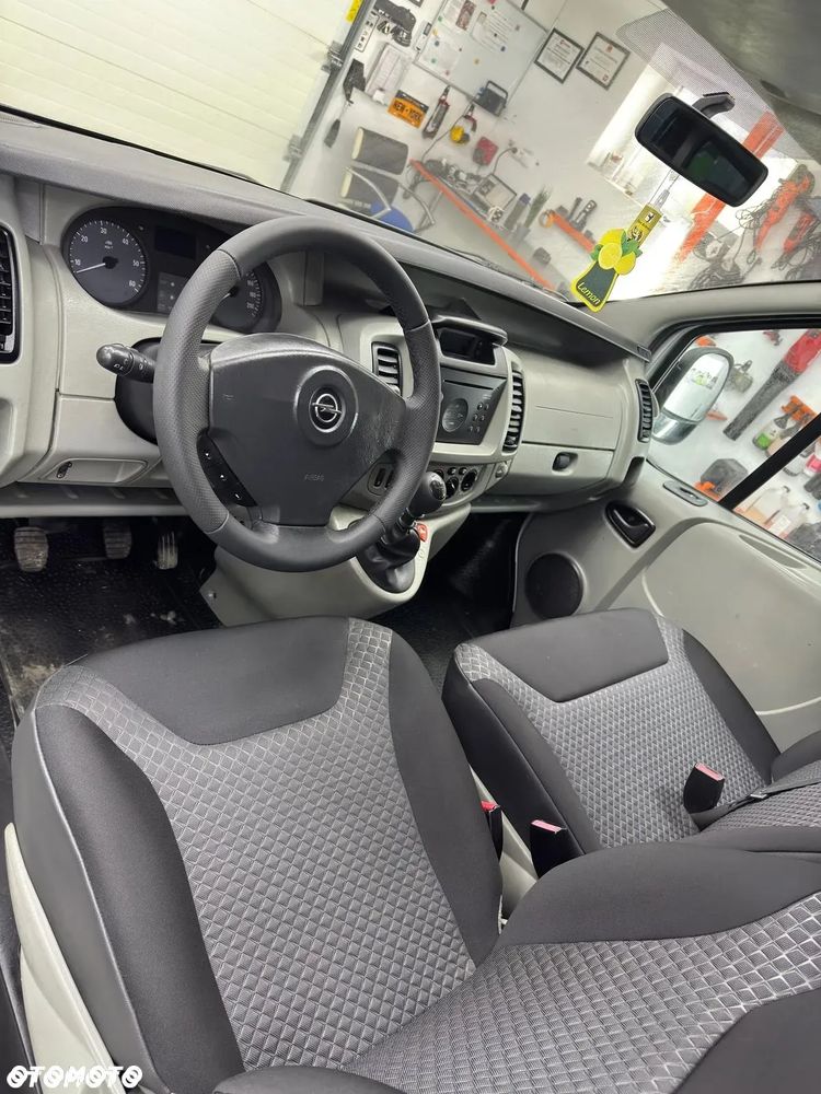 Opel Vivaro - 7