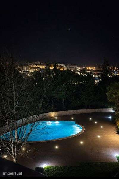 Apartamento T3 com 181 m² | Condomínio com piscina e box | Alverca - Grande imagem: 3/12