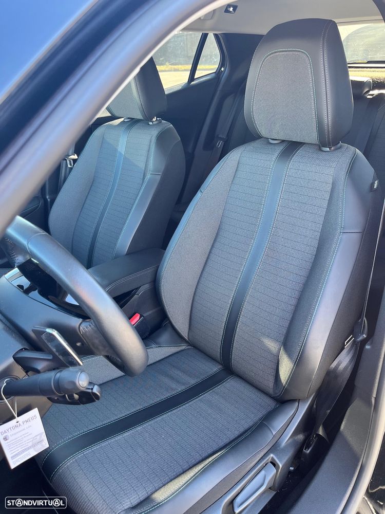 Peugeot 2008 1.2 PureTech Allure Pack EAT8 - 13