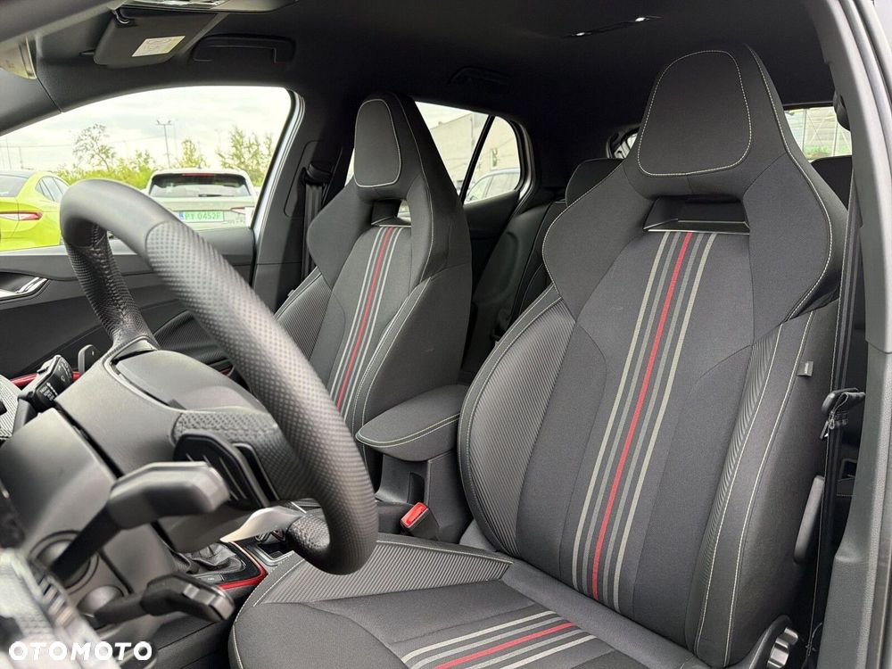 Skoda Fabia 1.0 TSI Monte Carlo DSG - 11