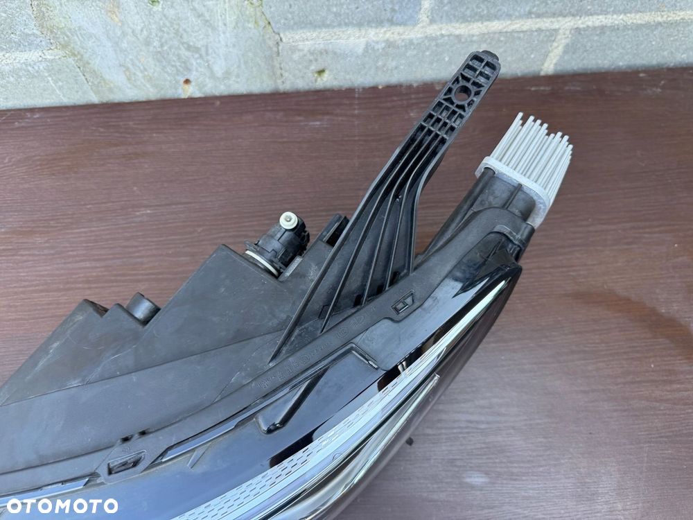 MG ZS LIFT FULL LED LAMPA LEWA PRZEDNIA 10550753 ŁADNA - 9