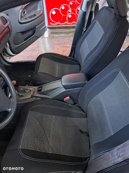 Volvo V40 1.9D - 7