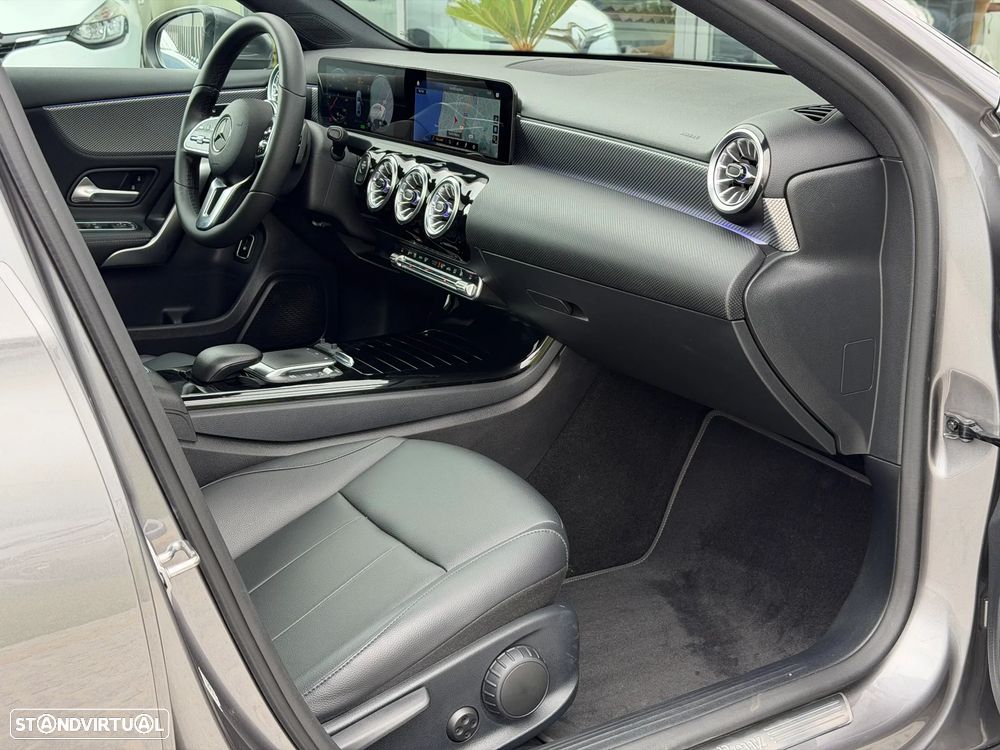 Mercedes-Benz A 250 Limousine e 8G-DCT Progressive Advanced - 14