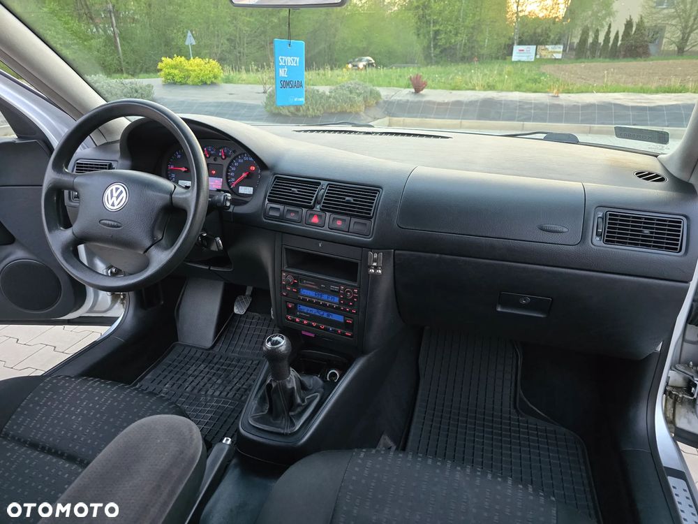 Volkswagen Golf 1.9 TDI Trendline - 16