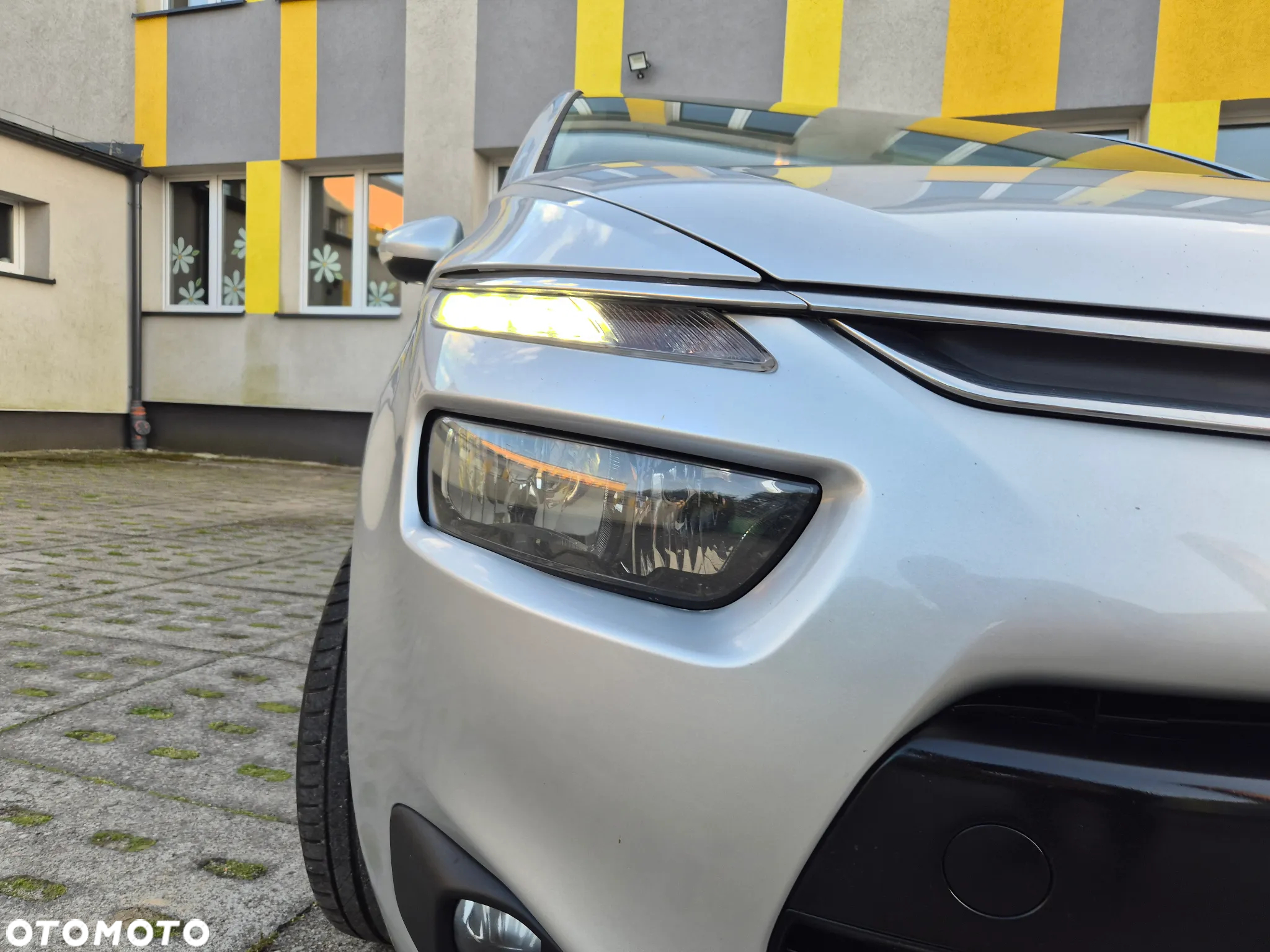 Citroën C4 Picasso 1.6 e-HDi Intensive ETG6 - 23