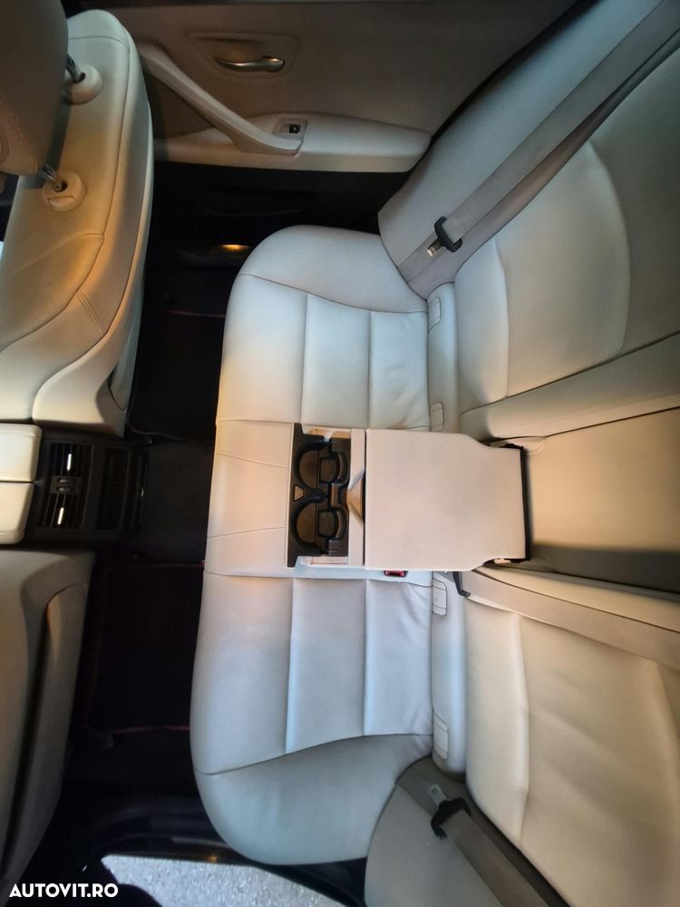 BMW Seria 5 520d - 14