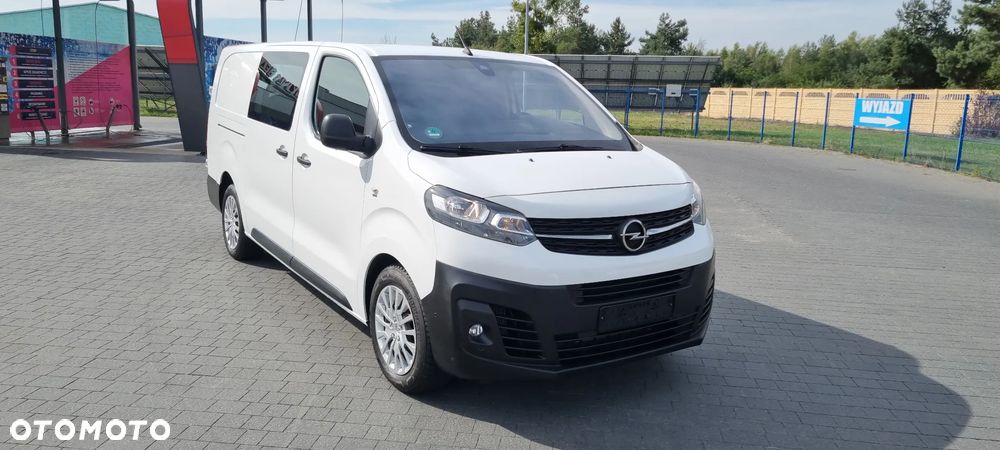 Opel Vivaro - 9