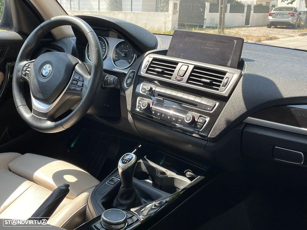 BMW 116 d EfficientDynamics Edition Sport Line - 12