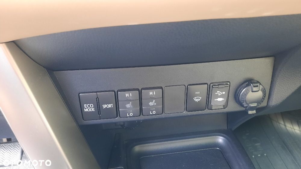 Toyota RAV4 2.0 4x4 Start&Stop CVT Executive - 14