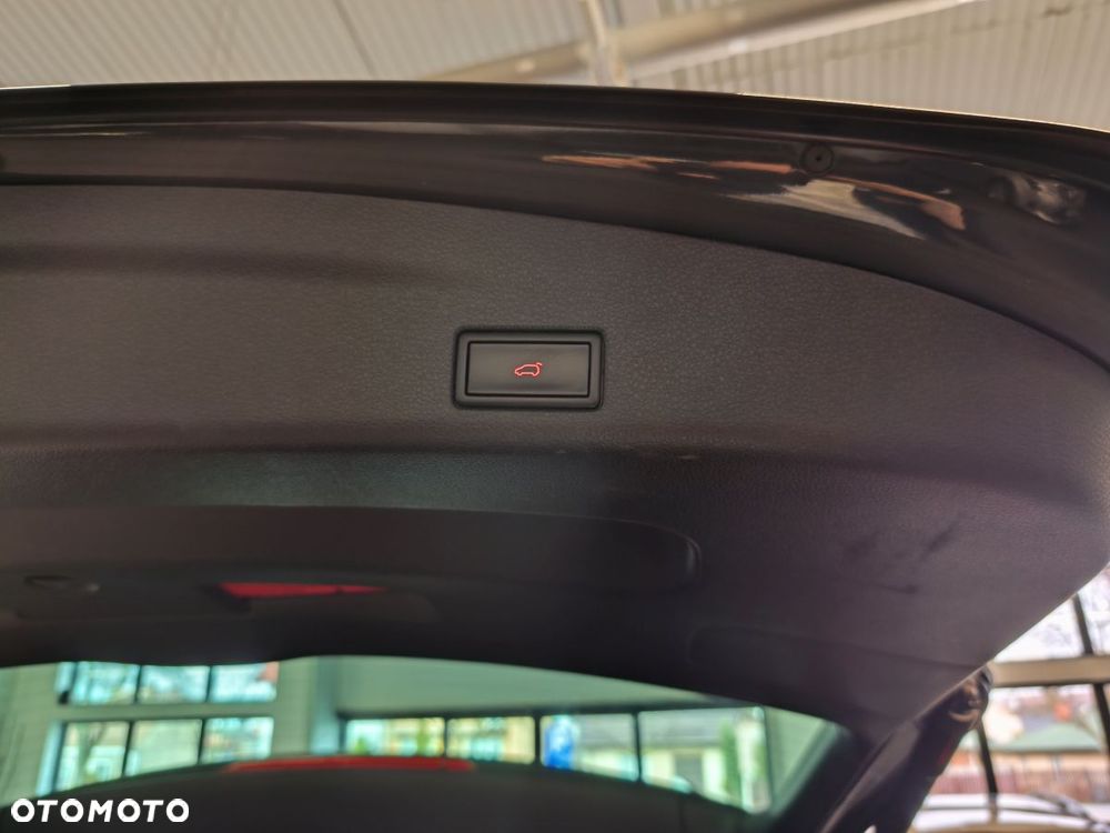 Volkswagen Sharan 2.0 TDI Blue Motion Style - 22