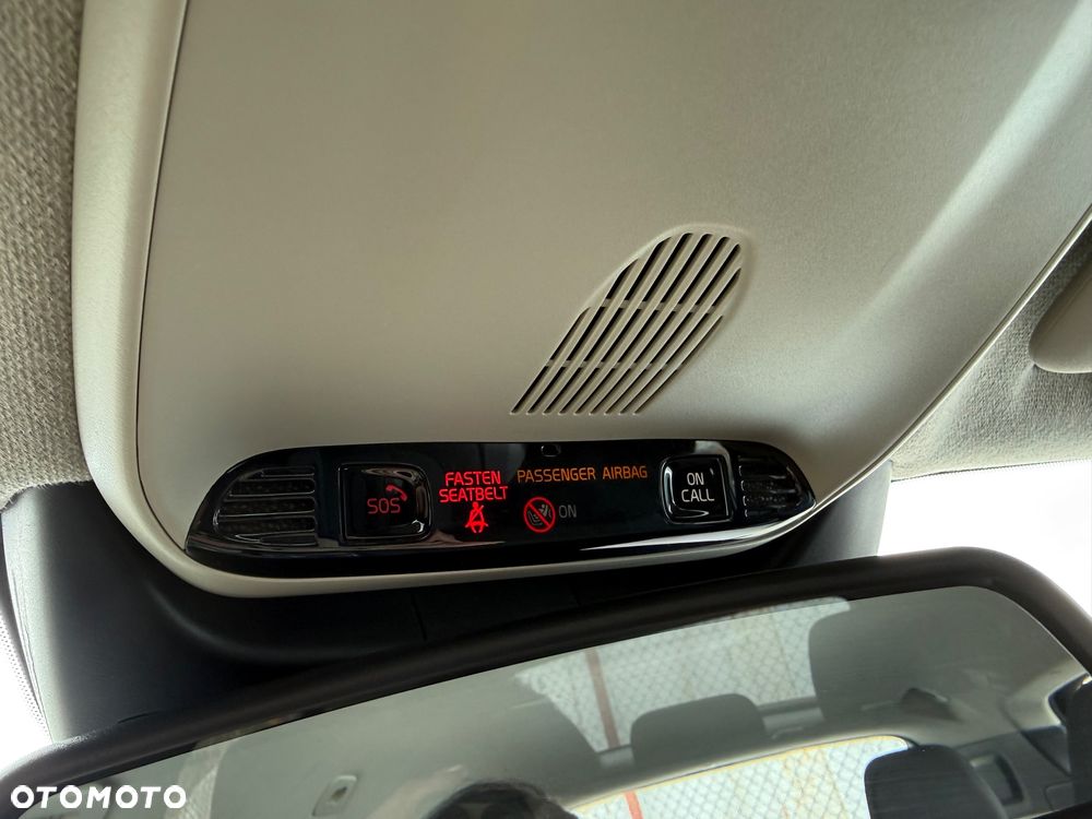 Volvo XC 40 - 34