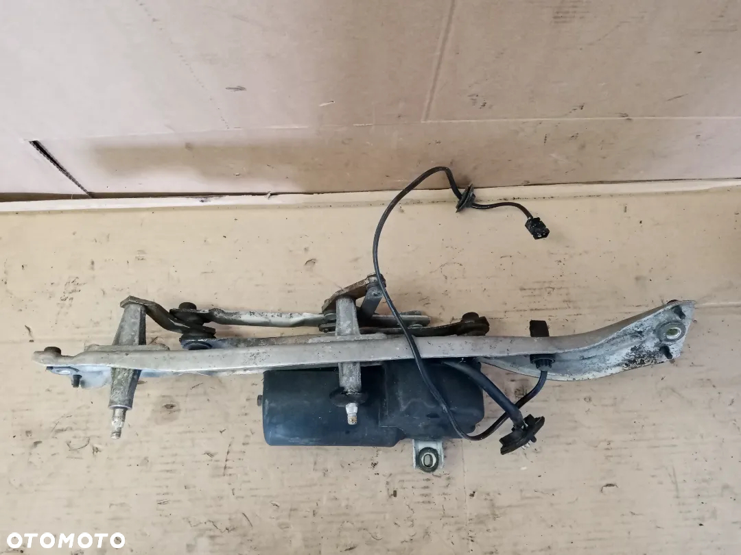Mechanizm wycieraczek przód przedni Mercedes S-Klasa W126 - 2