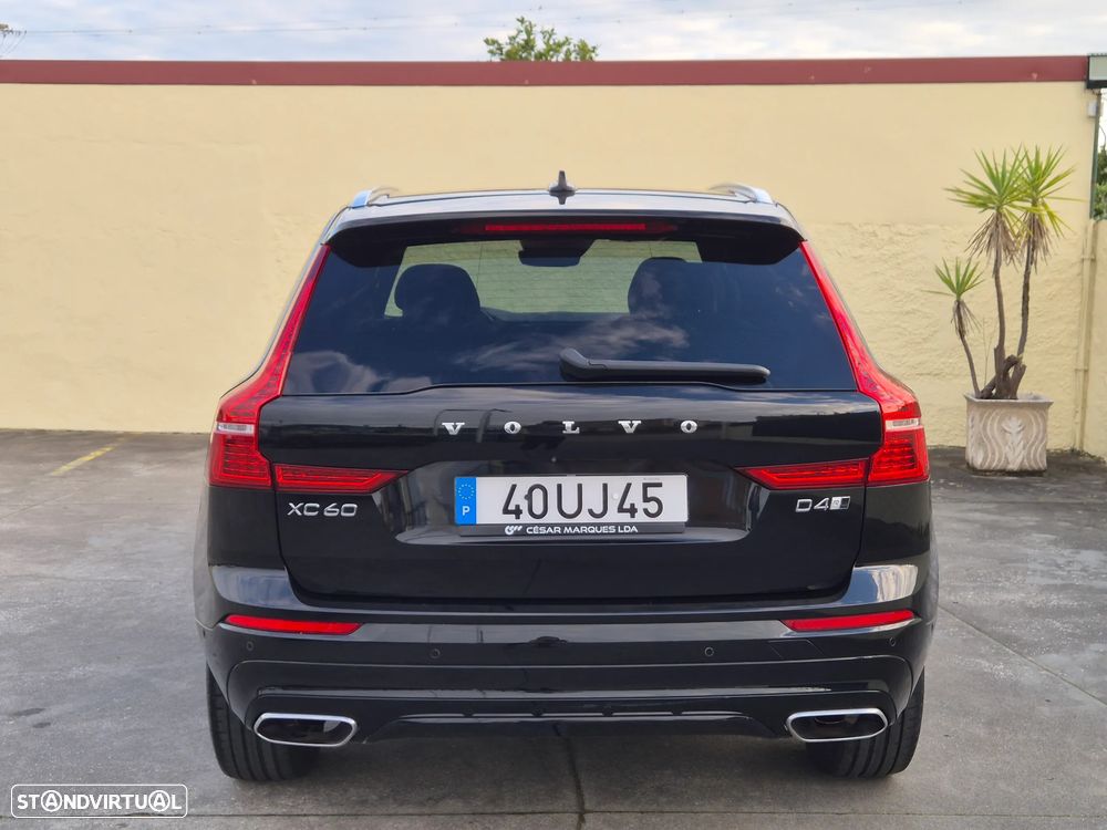 Volvo XC 60 2.0 D4 R-Design AWD Geartronic - 13