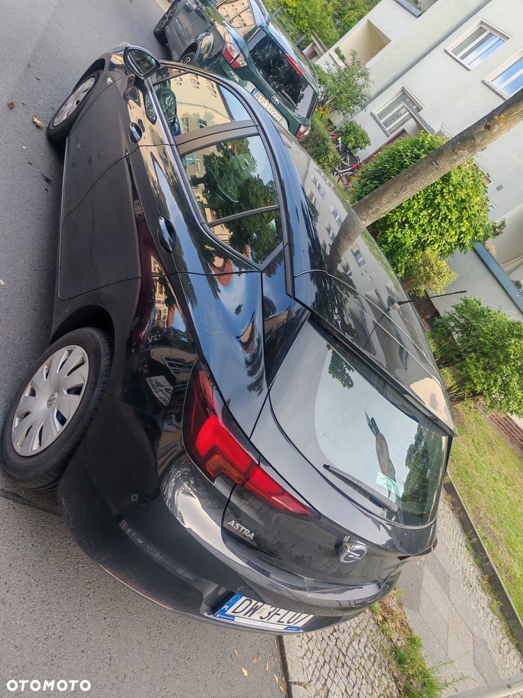 Opel Astra 1.6 CDTI Enjoy S&S - 2