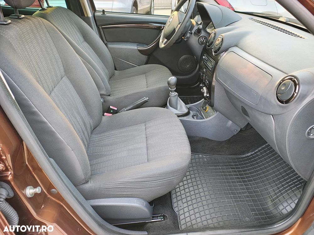 Dacia Duster 1.5 dCi 4x2 Laureate - 9