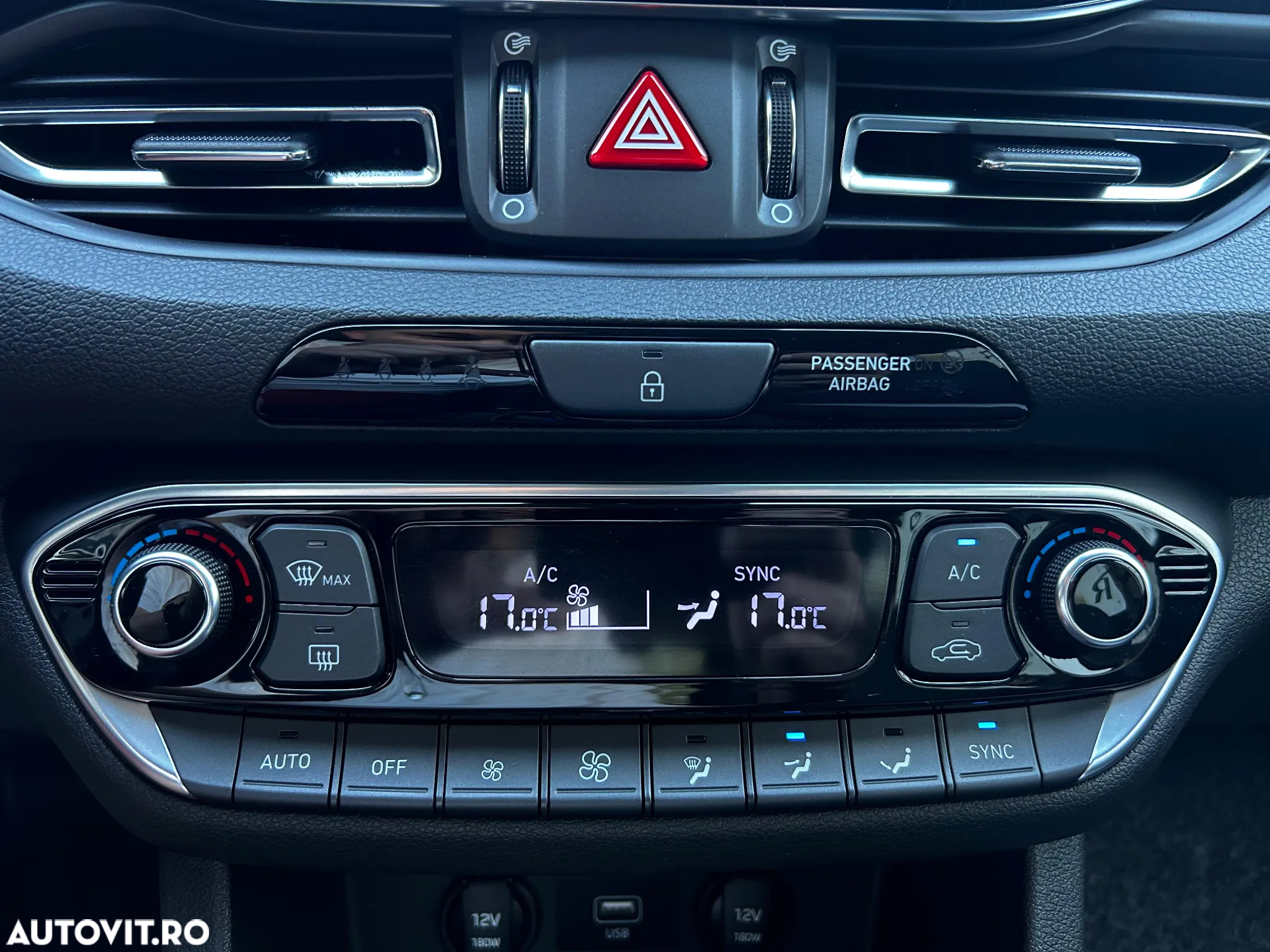 Hyundai i30 1.0 T-GDI DCT Connect & Go - 13