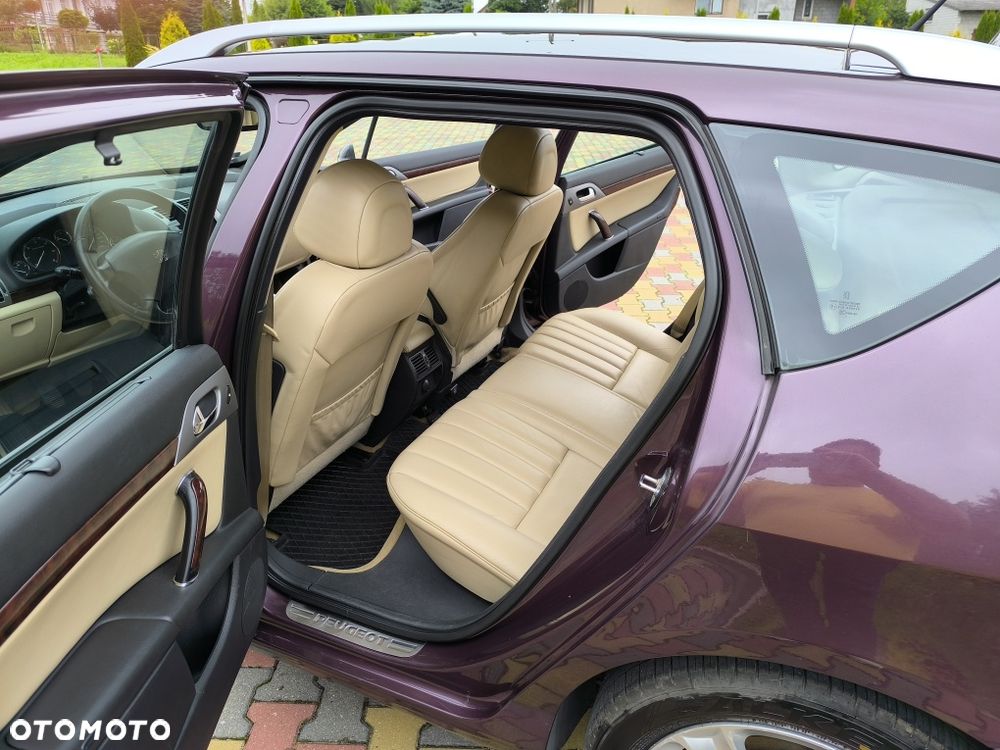 Peugeot 407 - 2