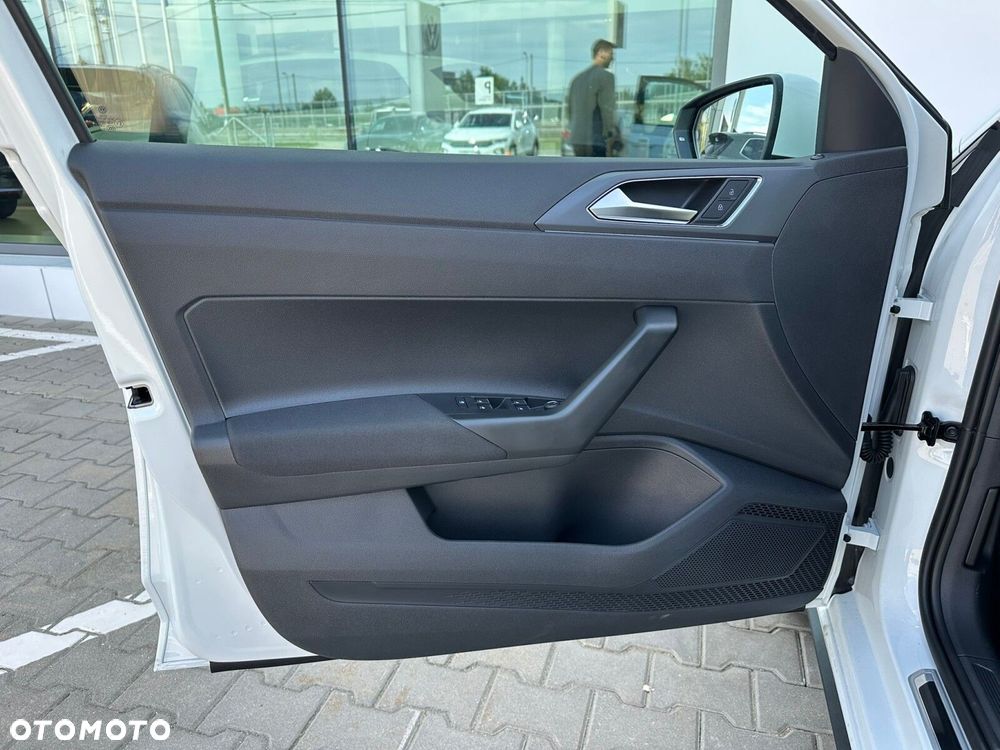 Volkswagen Polo 1.0 TSI R-Line Plus DSG - 10