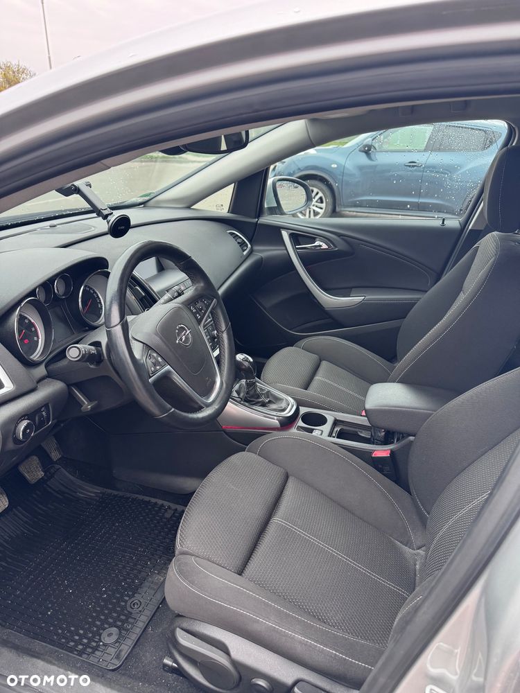 Opel Astra 1.4 T Cosmo - 8