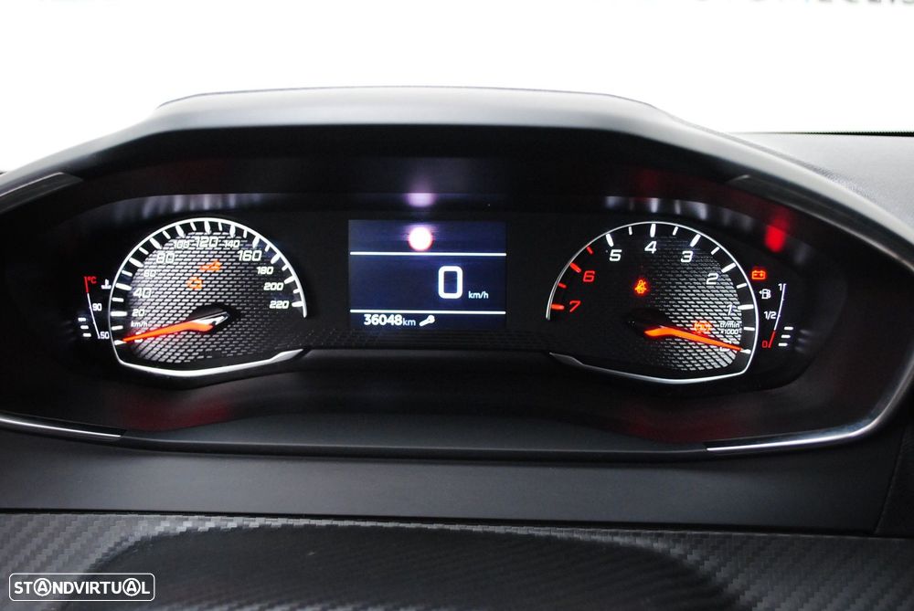 Peugeot 208 1.2 PureTech Active Pack - 9